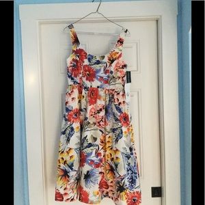 Pretty floral Donna Morgan dress